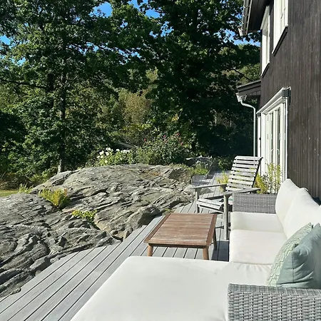 Idyllic Farm With Access To Boathouse And Jetty * Mandal