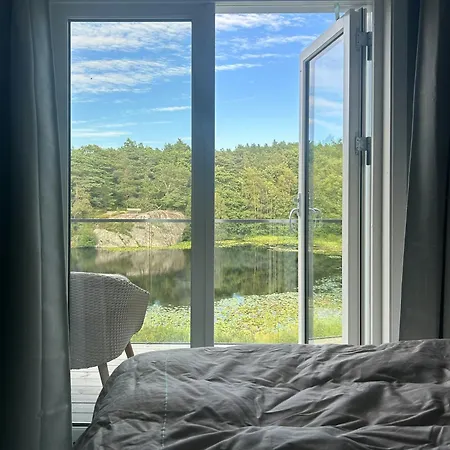 Сasa de vacaciones Idyllic Farm With Access To Boathouse And Jetty