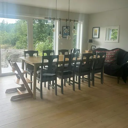Idyllic Farm With Access To Boathouse And Jetty *