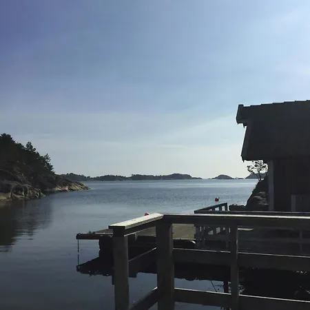 Idyllic Farm With Access To Boathouse And Jetty * マンダール