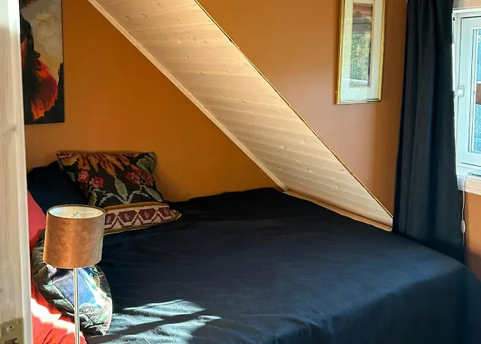 Сasa de vacaciones Idyllic Farm With Access To Boathouse And Jetty Mandal