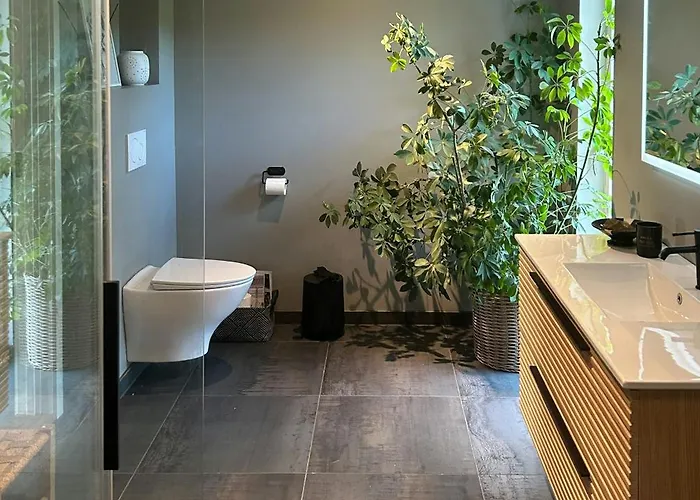 Idyllic Farm With Access To Boathouse And Jetty Сasa de vacaciones *