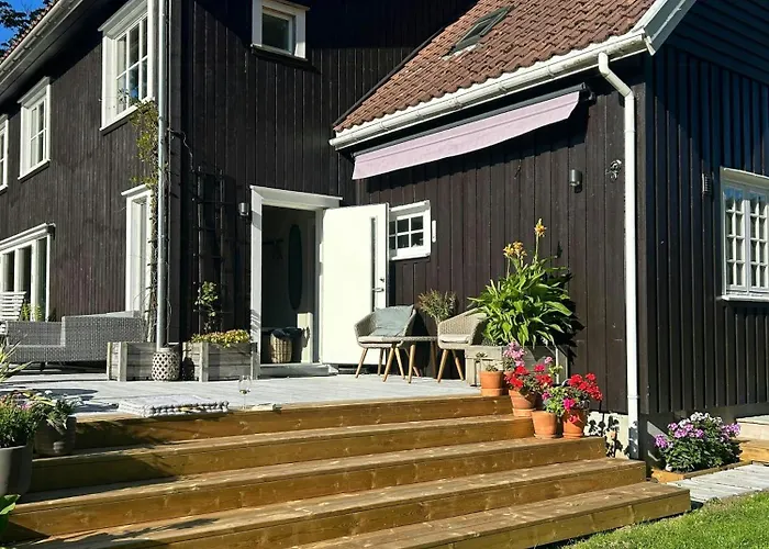 Idyllic Farm With Access To Boathouse And Jetty Сasa de vacaciones